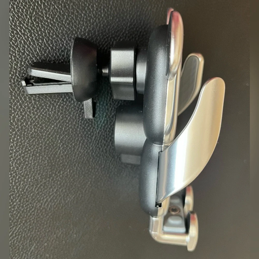 Wireless Car Charger Auto Clamping Air Vent Phone Mount Charging Holder